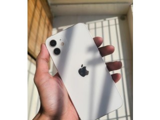 Apple iPhone 12 (Used)