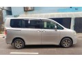 toyota-noah-push-2009-small-2