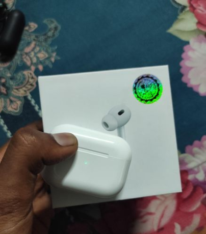 apple-airpods-pro-2-gen-details-big-0