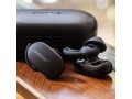 bose-quietcomfort-earbuds-used-small-1