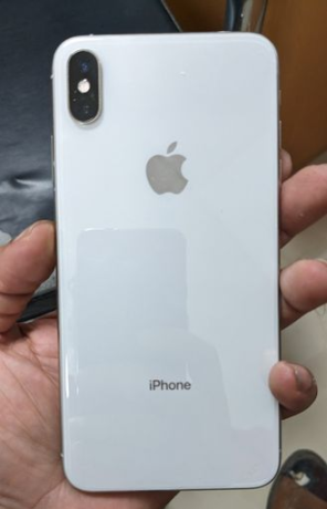 apple-iphone-xs-max-used-big-3