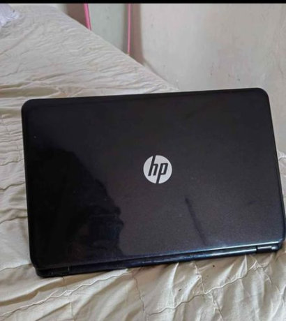 2-hour-battery-hp-4gb-ram-silm-laptop-for-sale-big-0